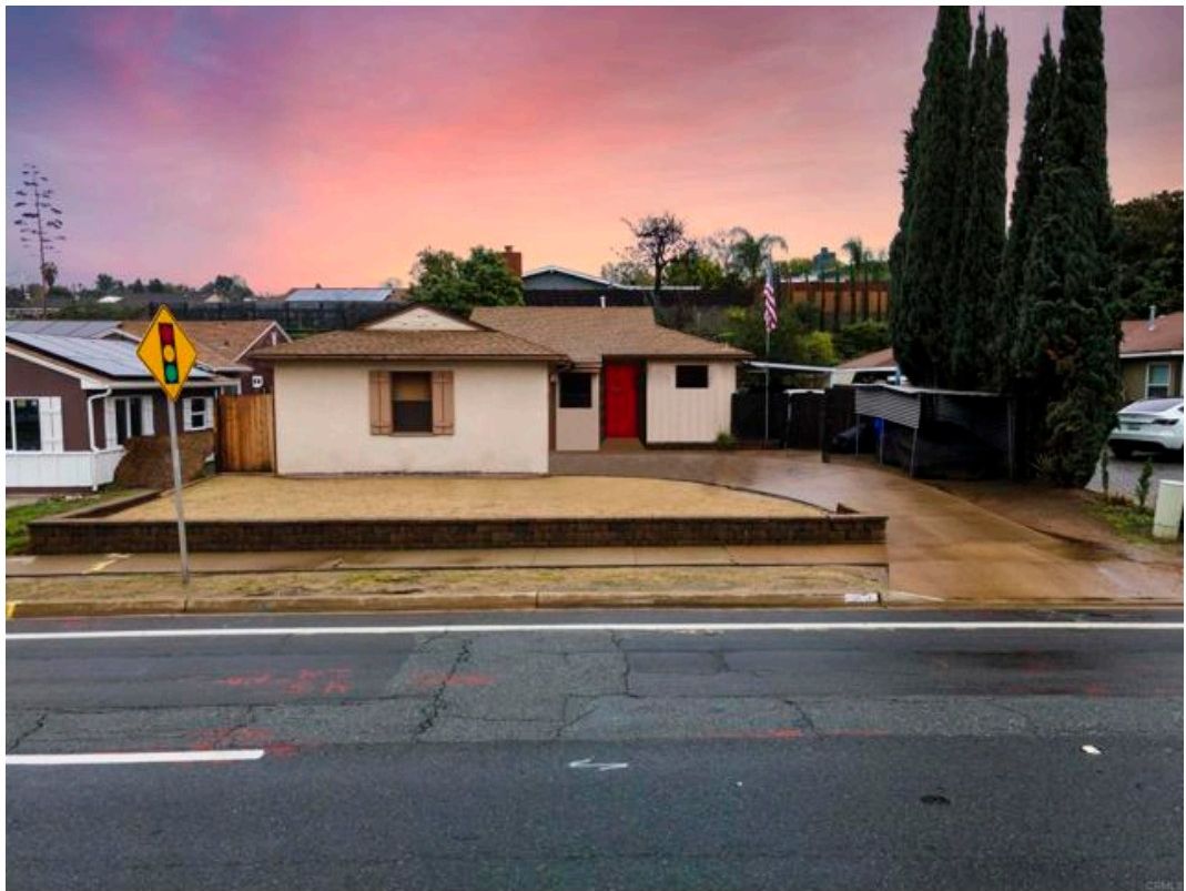 6875 Mission Gorge Road, Del Cerro — recently sold
