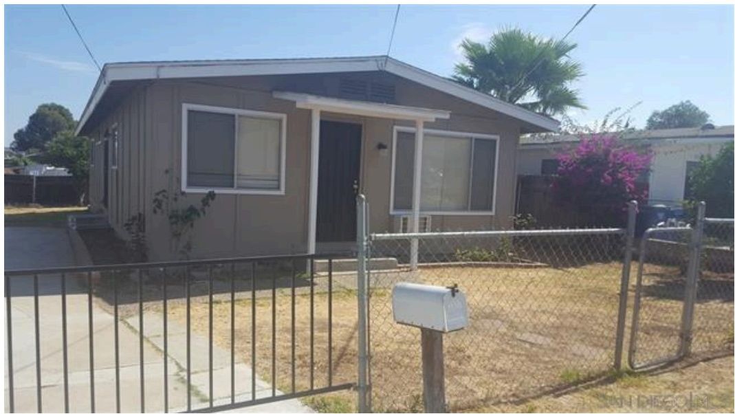 9825 Arapaho St., Spring Valley — recently sold